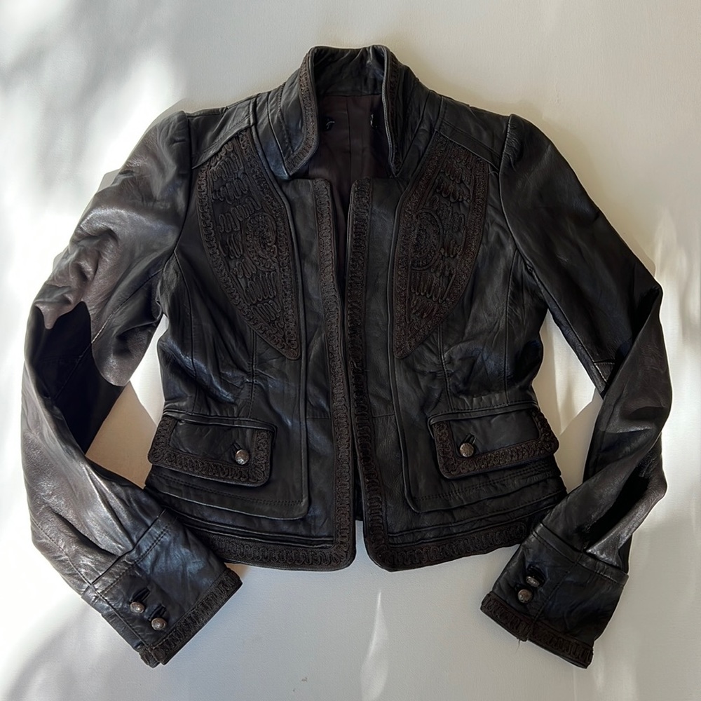 Ladies S soft leather jacket with detailed intricate stitching BCBG